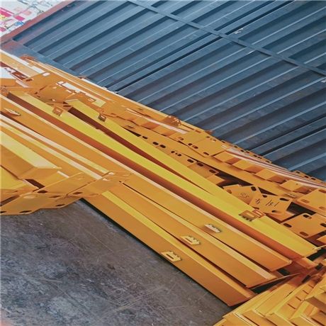 广州番禺穗安钢铁丝网制造厂 专业工地基坑围栏，为深圳施工安全保驾护航